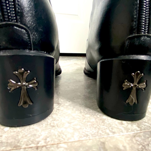 Awesome “punk rock meets classy chic” pointed boots!!! I LOVE THESE! Never worn! - Picture 9 of 16